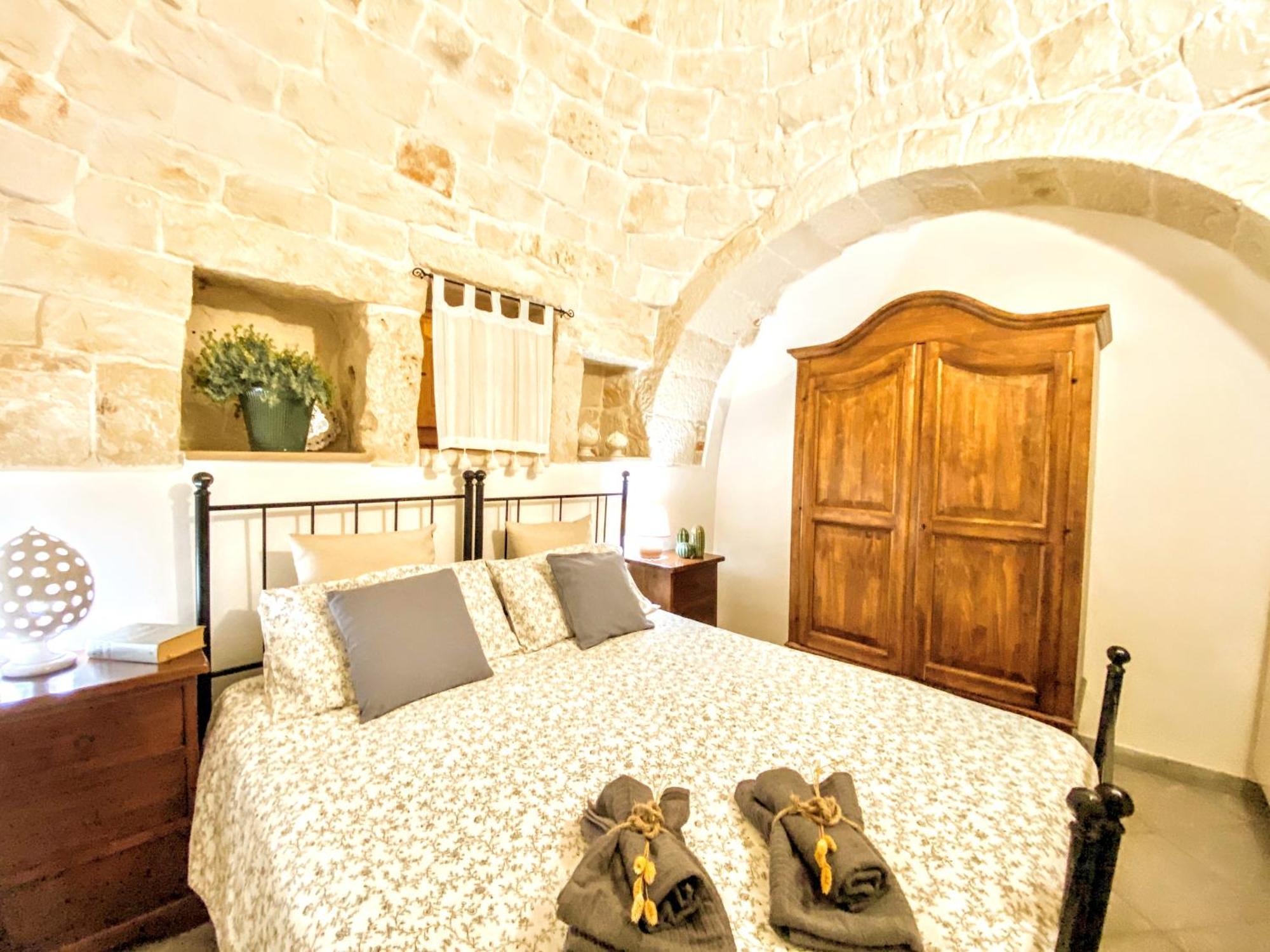 Trulli And Pool - I Cactus Villa Martina Franca Dış mekan fotoğraf
