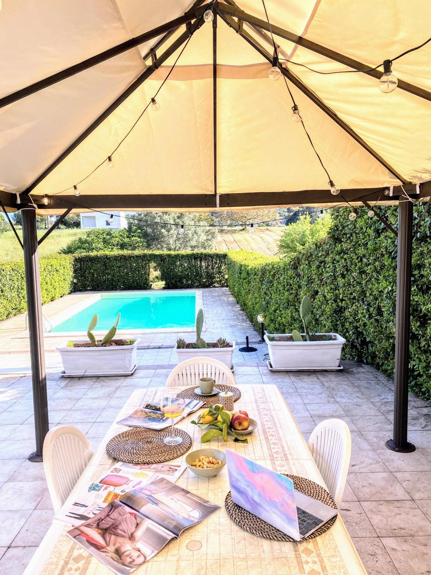 Trulli And Pool - I Cactus Villa Martina Franca Dış mekan fotoğraf